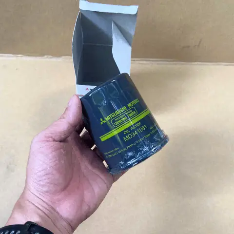 Lọc Dầu Nhớt Động Cơ Xe Mitsubishi