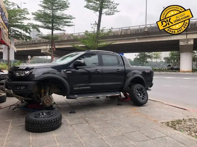 Thay Lốp Kumho 265/60r18 Mt51 Cho Xe Ford Ranger Wildtrack 3.2 At 4x4