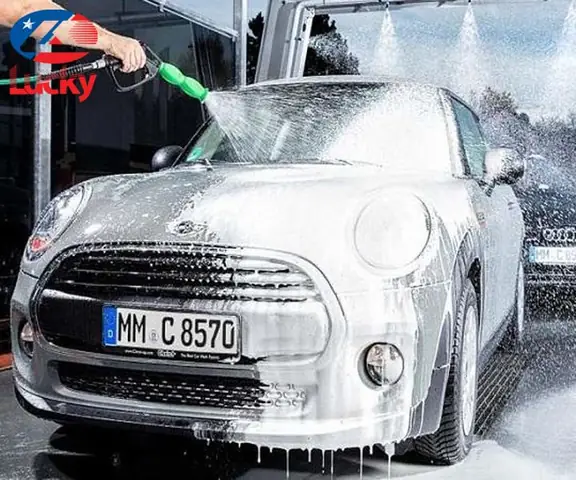 Giá Rửa Xe Ô Tô Bị Ảnh Hưởng Bởi Chất Lượng Làm Sạch