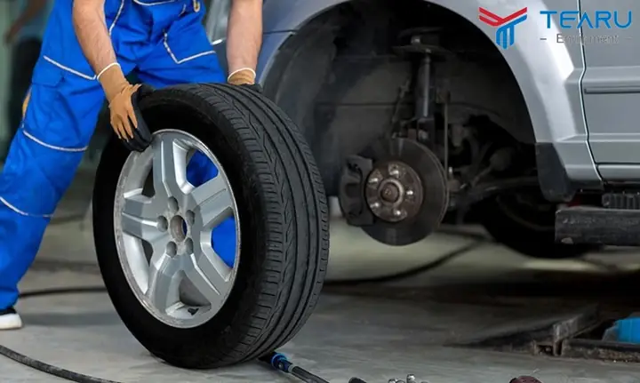 Vá Chín Lốp Ô Tô