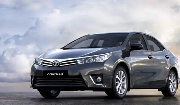 Giá Xe Toyota Corolla Altis: Sedan Hạng C Tiện Nghi (tham Khảo Tháng 6/2016)