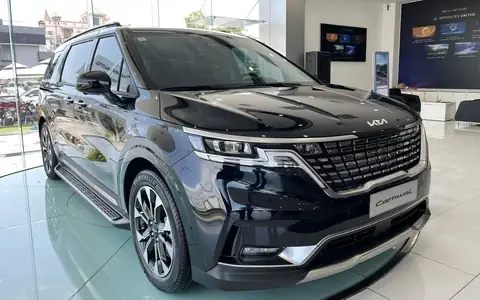 Giá Xe Ô Tô 6 Chỗ Tiết Kiệm Xăng: Những Mẫu Xe Đáng Mua Nhất Hiện Nay