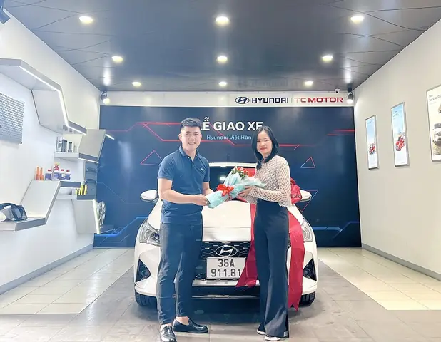 Giá Xe Ô Tô Accent Blue