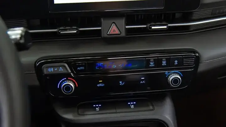 Chi Tiết Tính Năng Nội Thất