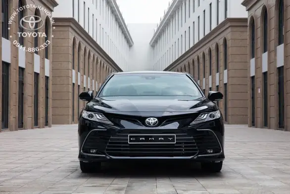 Phần Đầu Xe Toyota Camry 2.0q 2024 Mới