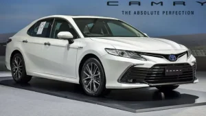 Ngoại Thất Xe Toyota Camry 2.5hv Hybrid 2024