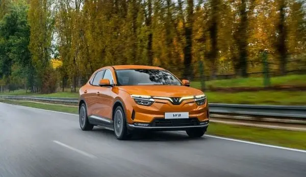 Giá Xe Ô Tô Của Vinfast Năm 2025: Bảng Giá & Đánh Giá Chi Tiết Từng Dòng