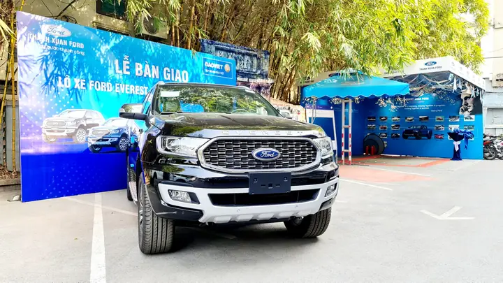 Giá Xe Ford Everest 2022