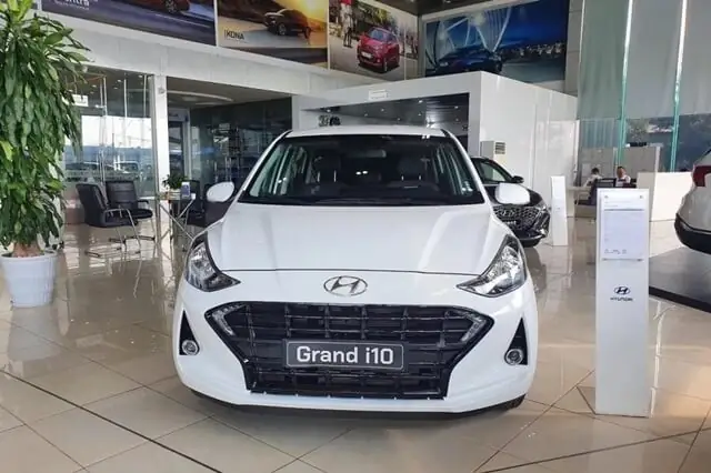 Giá Xe Hyundai Grand I10