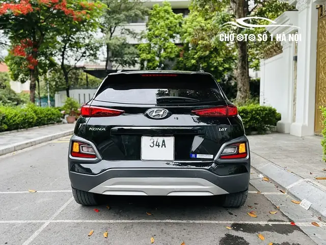 Hình Ảnh Xe Ô Tô Cũ Hyundai Kona 2018 Nhìn Từ Bên Hông