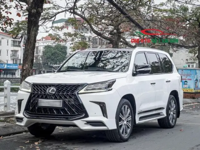 Phân Tích Giá Xe Lexus Lx570 2016: Trường Hợp Điển Hình