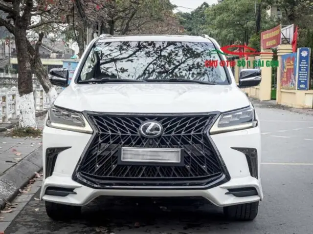 Phân Tích Giá Xe Lexus Lx570 2016: Trường Hợp Điển Hình