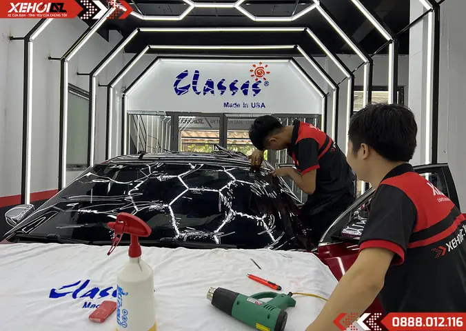 Một Số Hình Ảnh Thực Tế Tại Cửa Hàng Xe Hơi Az: