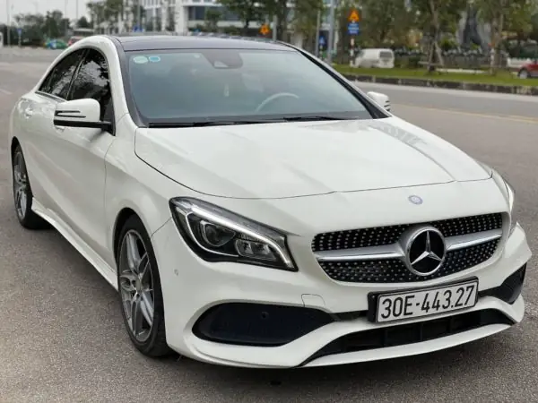Thiết Kế Mercedes Cực Kỳ Sang Trọng