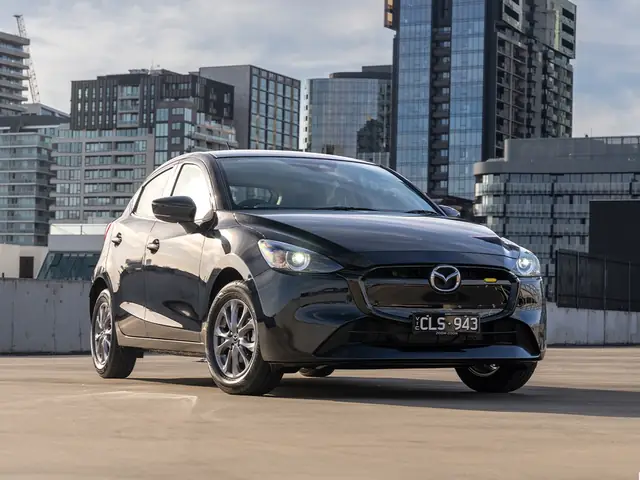 Mazda2 Pure – Bền Bỉ, Tinh Tế, Tiết Kiệm Xăng