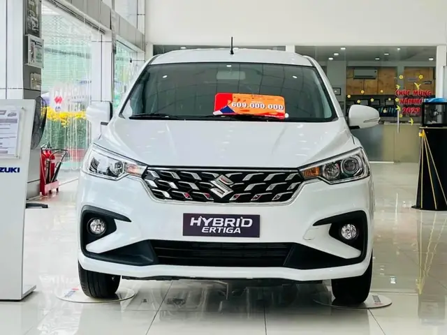 Giá Xe Ô Tô Suzuki Ertiga 7 Chỗ
