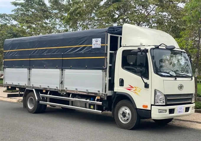 Giá Xe Ô Tô Tải Thùng