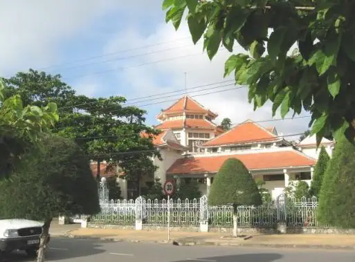 Không Gian Quán Thoáng Đãng, Sạch Sẽ