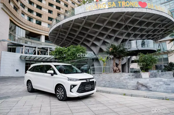 Thông Tin Xe Toyota Avanza Premio 2025