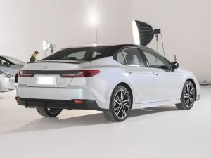 Những Xe Cùng Phân Khúc Với Toyota Camry 2024