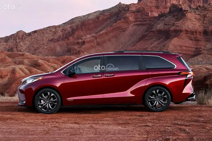 Thã¢n Xe Toyota Sienna 2021.