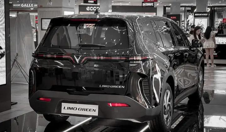 Bảng Giá Xe Ô Tô Điện Vinfast 7 Chỗ