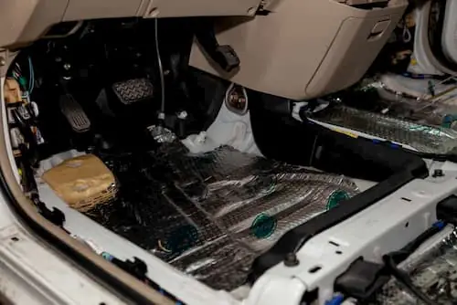 Vấn Đề Cách Âm, Chống Ồn Trên Xe Ô Tô