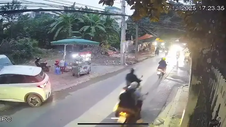 Giáo Án Kỹ Năng Thoát Hiểm Trên Xe Ô Tô: Hướng Dẫn Chi Tiết Cho Học Sinh Và Giáo Viên