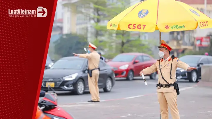 Lỗi Giao Xe Cho Người Không Đủ Điều Kiện Theo Nghị Định 168/2024