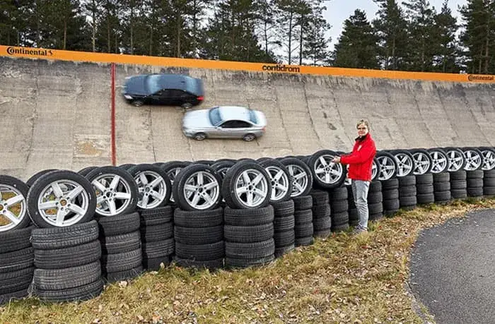 Như Thế Nào Là Giới Hạn Tốc Độ Của Lốp Xe?