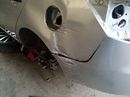 Gò Lại Vỏ Xe Ô Tô