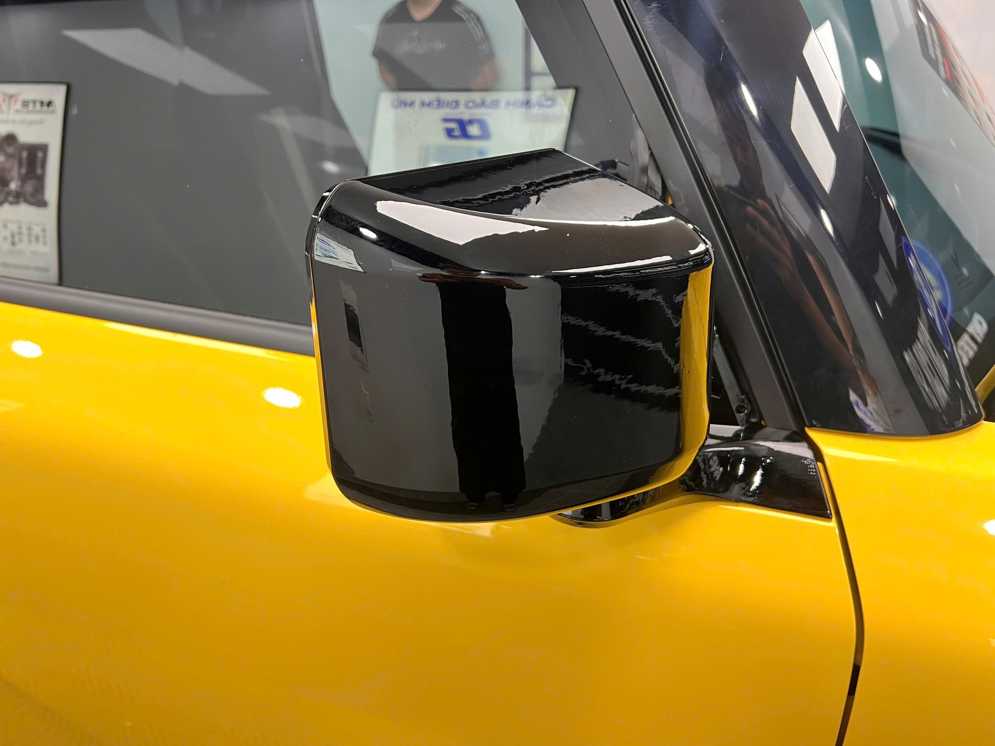 guong chinh dien cho vinfast vf3 4