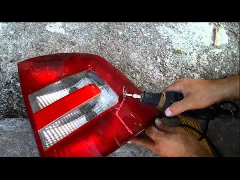 Hàn Đèn Hậu Xe Ô Tô: Hướng Dẫn Chi Tiết A-z