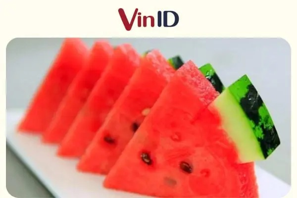 Cắt Dưa Hấu Hình Cây Thông