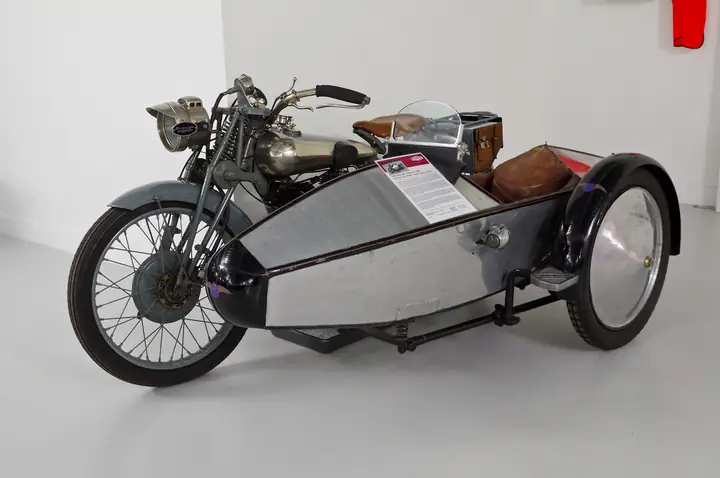 Hãng Xe Ô Tô Jaguar Của Nước Nào