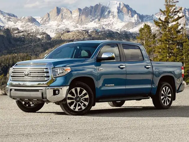 Toyota Tundra Với Khối Động Cơ Khủng