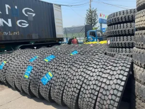 Lốp Xe Ô Tô Là Gì Và Tầm Quan Trọng Của Lốp Xe?