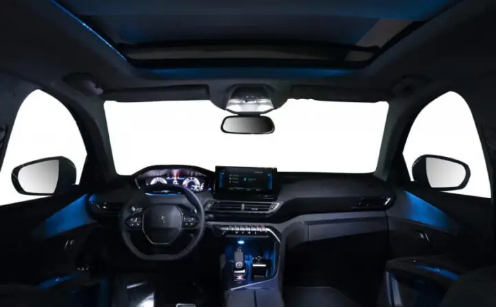 Không Gian Cabin Và Thiết Kế Bảng Táp-lô Độc Đáo