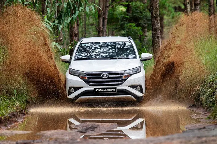 Động Cơ Bền Bỉ Và Hệ Thống An Toàn Đáng Tin Cậy