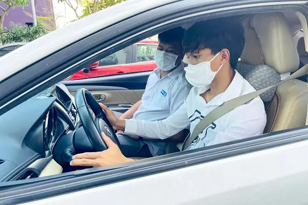 Học Thực Hành Gần Nhà, Đưa Đón Tận Nơi