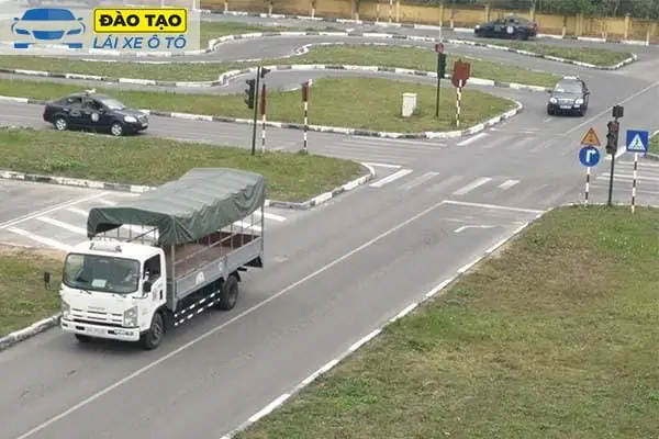 Trung Tâm Sát Hạch Lái Xe Việt Trì Phú Thọ