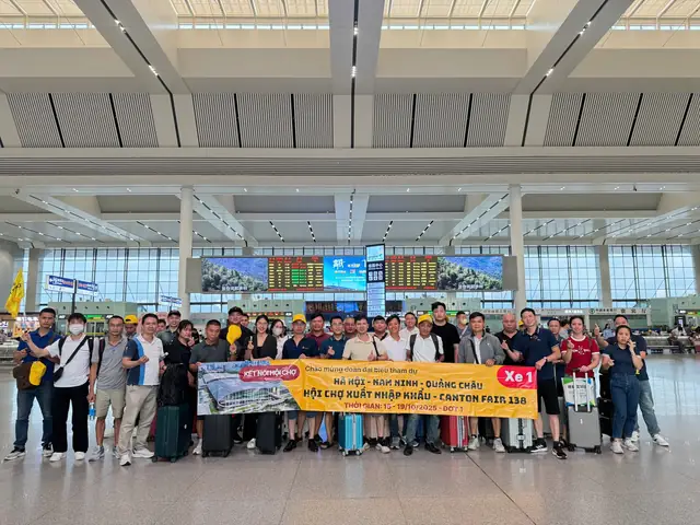 Chương Trình Chi Tiết