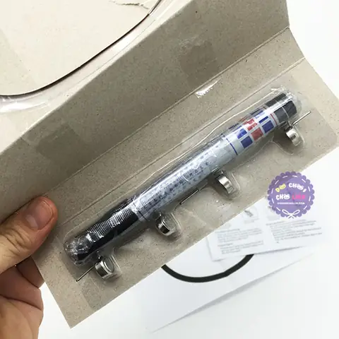 Hộp Đồ Chơi Xe Ô Tô Cảm Ứng Chạy Theo Nét Bút Vẽ (kèm Bút + Pin)