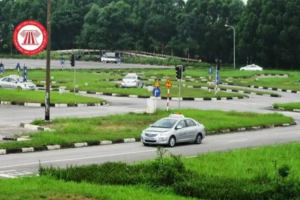 Cơ Sở Đào Tạo Lái Xe Ô Tô Không Thực Hiện Ký Hợp Đồng Đào Tạo Với Học Viên Bị Phạt Hành Chính Bao Nhiêu Tiền?