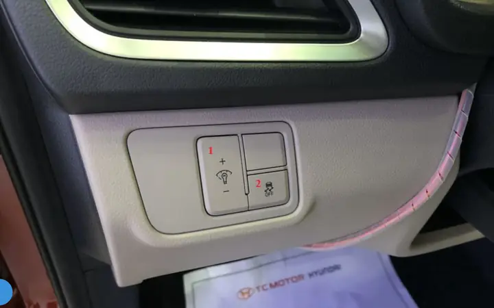 Các Chức Năng Bên Trái Của Ghế Tài Xế