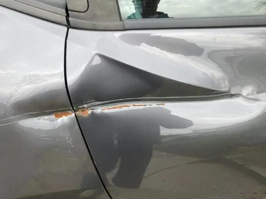 Dịch Vụ Hút Móp Xe Ô Tô: Phục Hồi Như Mới, Tiết Kiệm Chi Phí