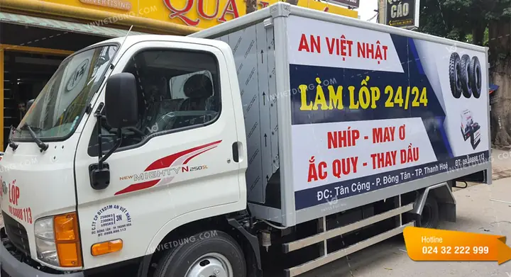 Mẫu Tem Decal Dán Xe Ô Tô Độc Đáo Và Ấn Tượng