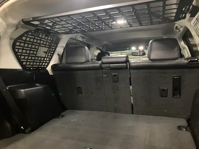 Kệ Để Xe Máy Phía Sau Ô Tô: Có Nên Lắp Và Cần Lưu Ý Gì?