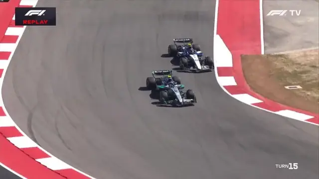 Khi Điều Khiển Xe Ô Tô Tự Đổ, Người Lái Xe Cần Chú Ý Những Điểm Gì Để Đảm Bảo An Toàn?