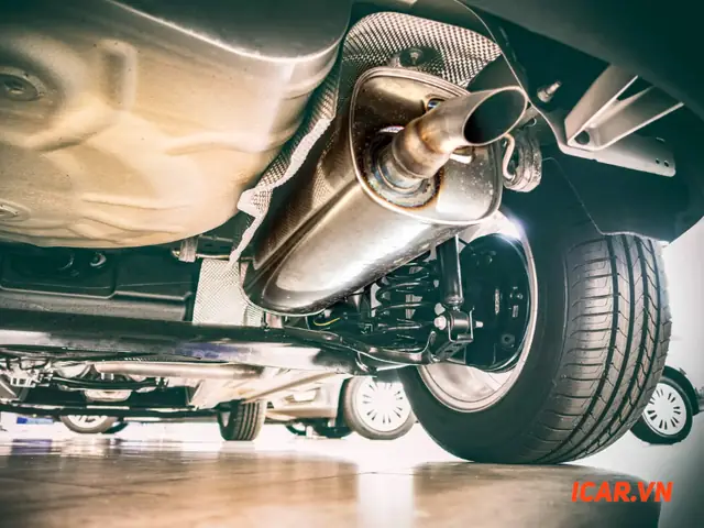 Kiểm Tra Gầm Xe